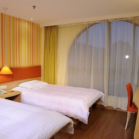 Home Inn Rushan Qingshan Road Weihai Bagian luar foto
